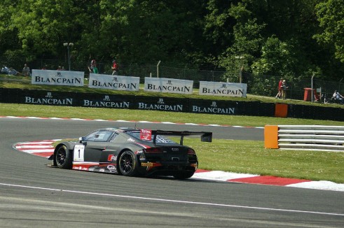 Blancpain 2014 Brands Hatch - Audi R8 LMS Corner - carwitter