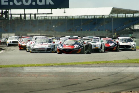 Blancpain 2014 Silverstone - Starting Grid - carwitter