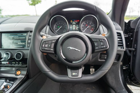 Jaguar F-Type Coupe R Review - Steering Wheel - carwitter