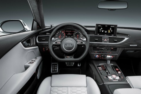 2014 Audi RS7 dash - carwitter