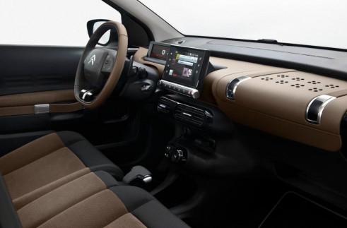 Citroen C4 Cactus Review - Dashboard - carwitter