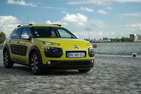 Citroen C4 Cactus Review - Yellow Front Scene - carwitter