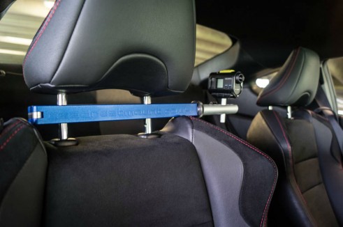 Headrestmount - Subaru BRZ - carwitter