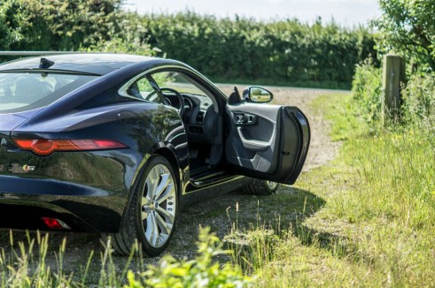 Jaguar F-Type S Coupe - Door Open - carwitter