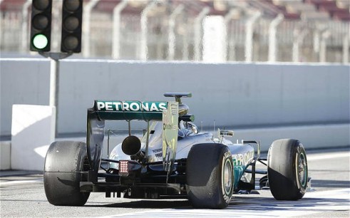 Nico_Rosberg_Trumpet Exhaust -carwitter