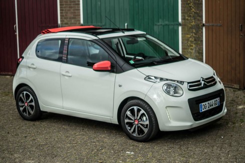 2014 Citroen C1 Review - Side Angle - Carwitter