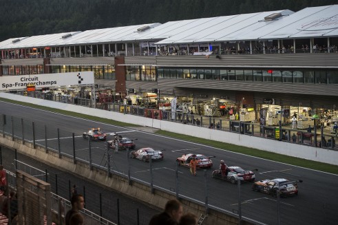 2014 Spa 24 hours red flag  - carwitter