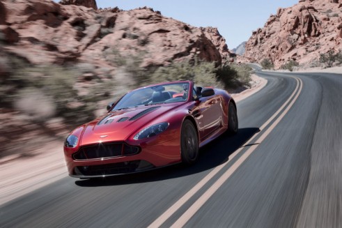 Aston Martin V12 Vantage S Roadster side - carwitter