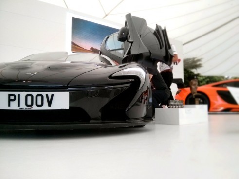 Mclaren,P1,Front,Carwitter