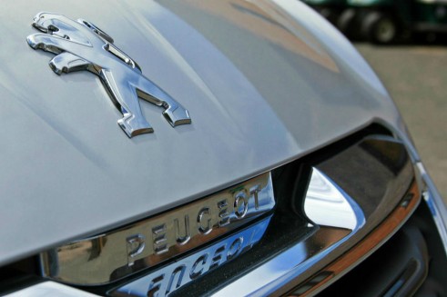 Peugeot 108 Review - Grille Detail - carwitter