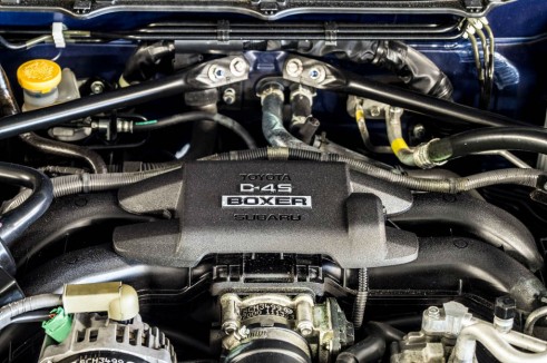 Subaru BRZ Review - Engine Up Close - Carwitter
