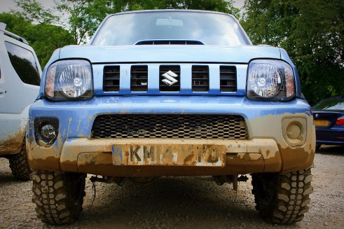 Suzuki Jimny Off Road - front - carwitter