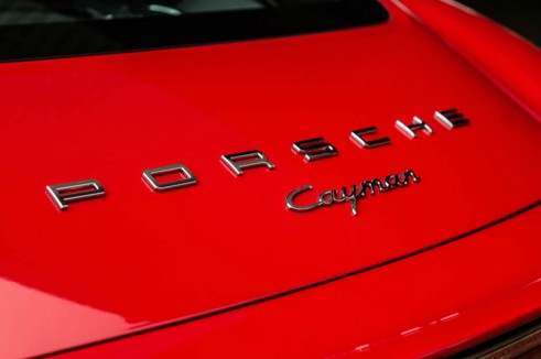 2014 Porsche Cayman Review - Rear Badge - carwitter