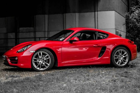 2014 Porsche Cayman Review - Side - carwitter
