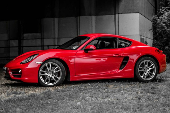 2014 Porsche Cayman Review - Side - carwitter