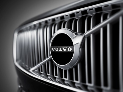 2015 Volvo XC90 grille  - carwitter