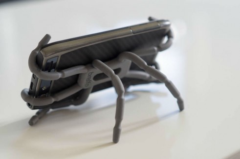 Breffo Spiderpodium Review - Phone Horizontal Desk Rear - carwitter