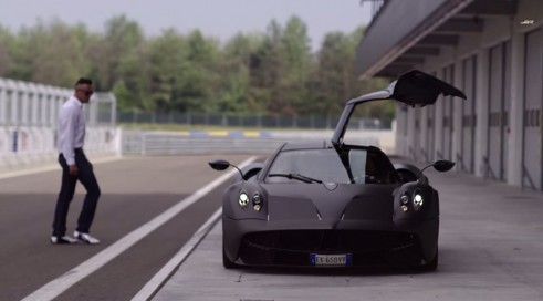 Drive - Pagani Huayra - carwitter