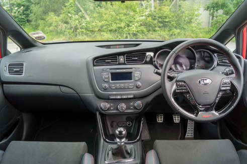 Kia Ceed GT Review - Dashboard - carwitter