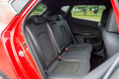 Kia Ceed GT Review - Rear Seats - carwitter