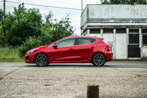 Kia Ceed GT Review - Side - carwitter