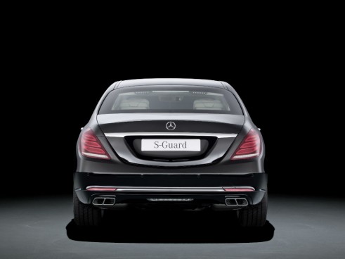 Mercedes S600 Guard rear - carwitter