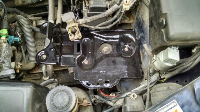 Peugeot 106 GTi - Battery Tray - carwitter