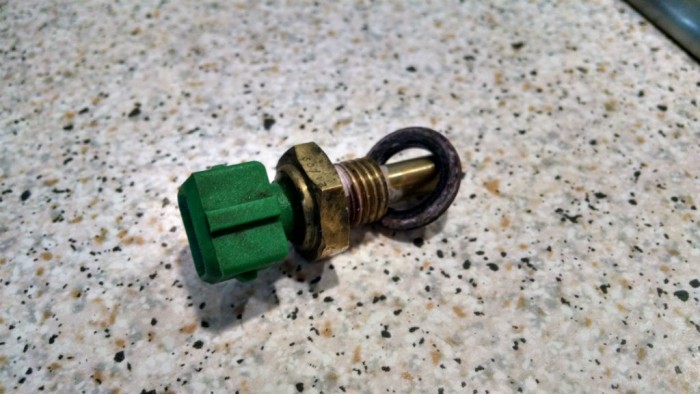 Peugeot 106 GTi Temperature Sensor - carwitter