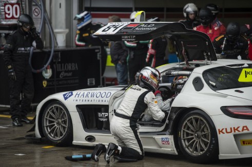 2014 Blancpain Endurance Series Nurburgring 1000 HRP pit - carwitter