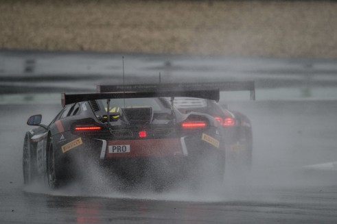 2014 Blancpain Endurance Series Nurburgring action - carwitter