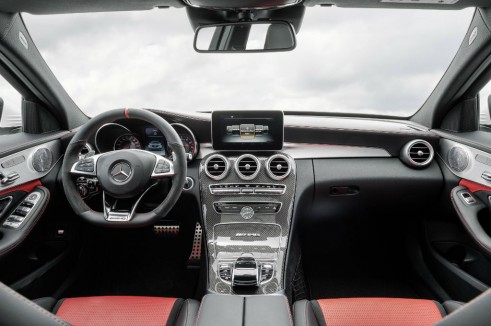 2014 Mercedes C63 AMG - Interior Dashboard - carwitter