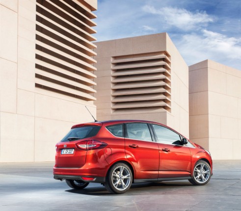 2015 Ford C-Max rear  - carwitter