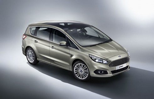 2015 Ford S-Max front  - carwitter