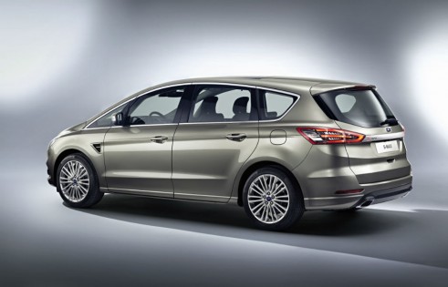 2015 Ford S-Max rear  - carwitter