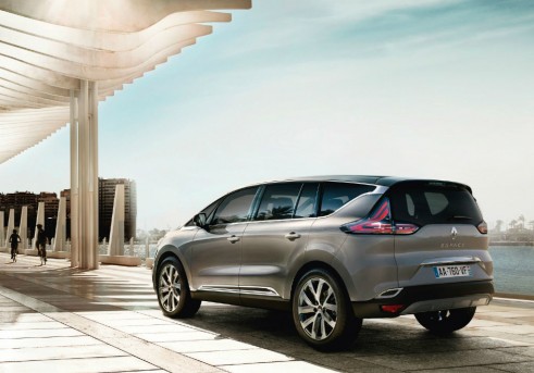 2015 Renault Espace rear - carwitter