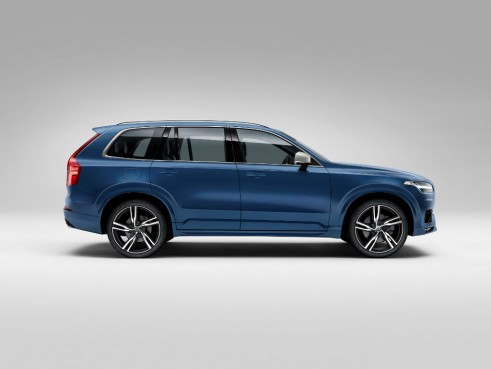 2015 XC90 R-Design side - carwitter