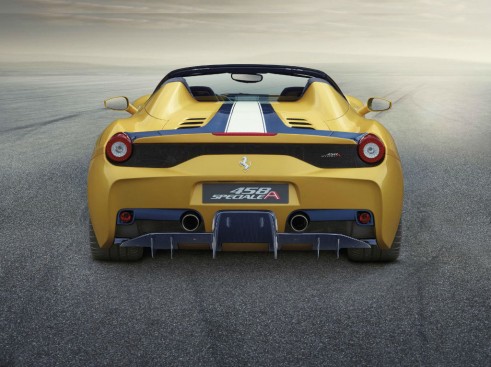 Ferrari 458 Speciale A - Rear - carwitter