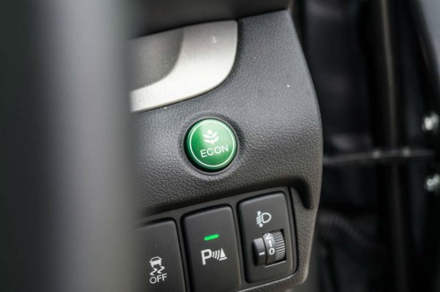 Honda CR-V 1.6 i-Dtec Review - Econ Button - carwitter