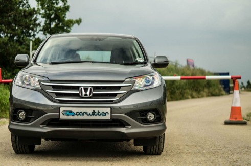 Honda CR-V 1.6 i-Dtec Review - Front Scene - carwitter