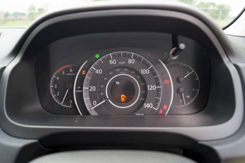 Honda CR-V 1.6 i-Dtec Review - Instrument Dials - carwitter