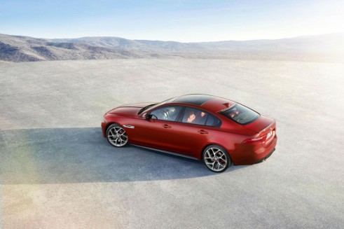 Jaguar XE - Side Rear - carwitter