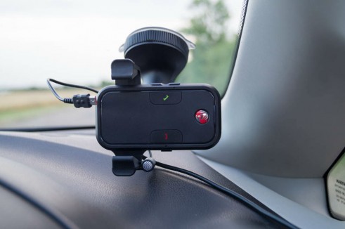 Tom Tom Smartphone Hands Free Kit Review - Carwitter - 004