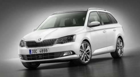 2015 Skoda Fabia Combi - Front- carwitter