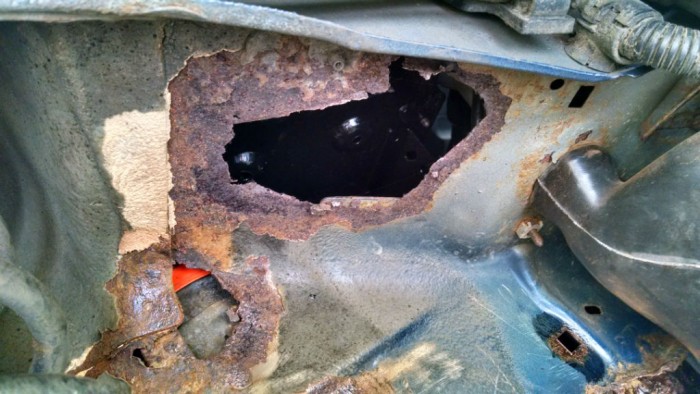 Peugeot 106 GTi - Front Offside Inner Arch - carwitter