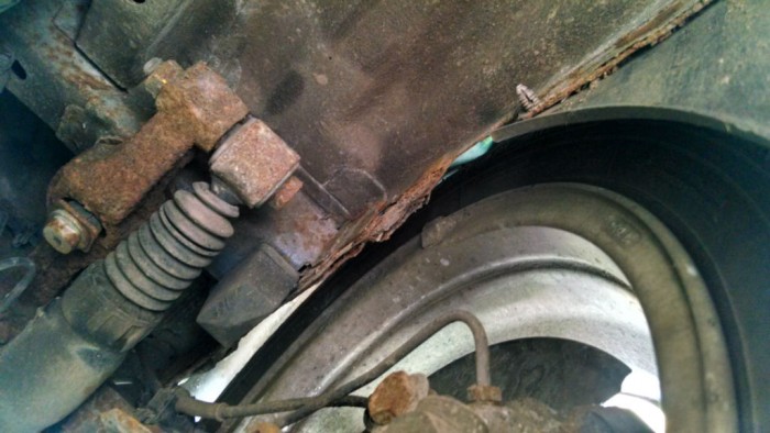 Peugeot 106 GTi - Rear Offside Arch Rust Leg - carwitter