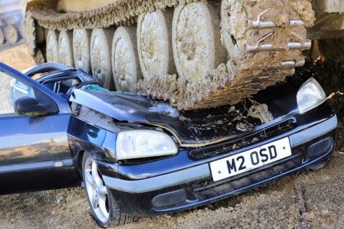 Tanks A Lot - Crushing Cars With Money Supermarket - Carwitter - 0006