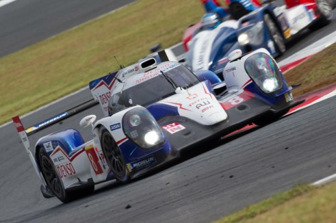WEC Fuji Aston Toyota - carwitter
