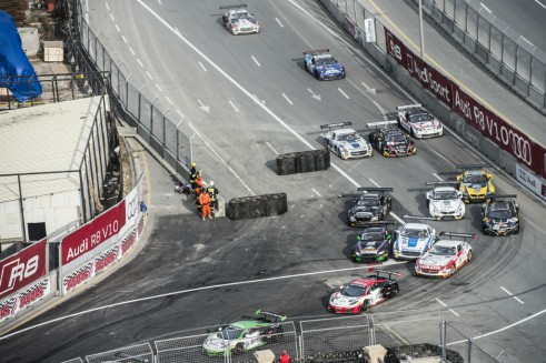 Blancpain Sprint Series Baku start  - carwitter