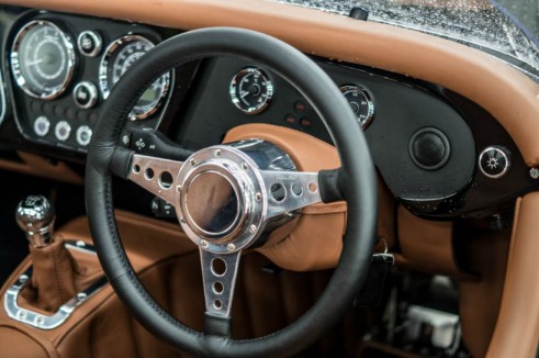 Morgan Plus 8 Speedster Review - Steering Wheel - carwitter