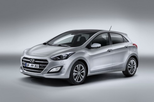 2014 Hundai i30 front - carwitter